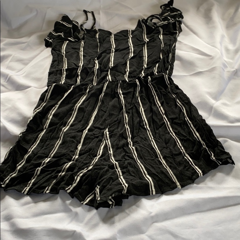 Romper - Picture 6 of 6